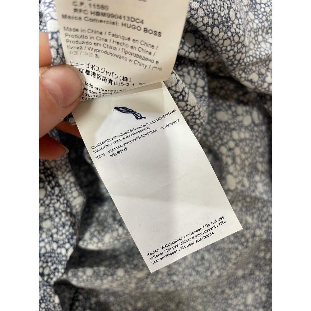 Hugo Boss Abstract Dot Button Up Shirt Size Small Business Casual 100% Viscose - Picture 5 of 6